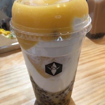 Chill Zone - Frosty mango - Coffee & Tea Near Me - Arlington, Virginia