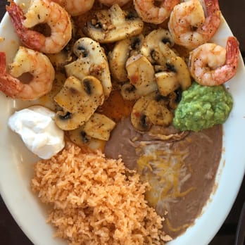 Escobar's Mexican Restaurant - Shrimp and mushrooms in a garlic sauce. My favorite dish! Comes with tortillas too. - Mexican Near Me - Kanab, Utah Escobar's Mexican Restaurant - Shrimp and mushrooms in a garlic sauce. My favorite dish! Comes with tortillas too. - Mexican Near Me - Kanab, Utah