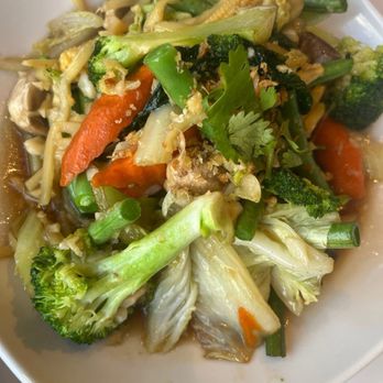 Chiang Mai Thai Cuisine - Thai Near Me - Honolulu, Hawaii