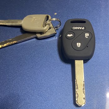 Houston Key Locksmith - My new fob and and he made me a spare - Keys & Locksmiths Near Me - Bellaire, Texas