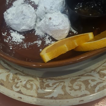 Another Broken Egg Cafe - Biscuit beniets - Breakfast & Brunch Near Me - Pembroke Pines, Florida