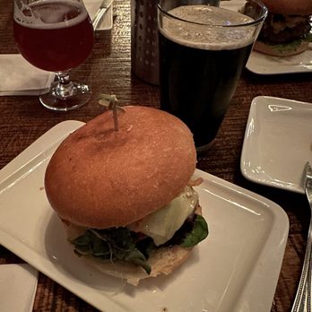 Fermentation Lab - Fermlab Burger - Cocktail Bars Near Me - San Francisco, California