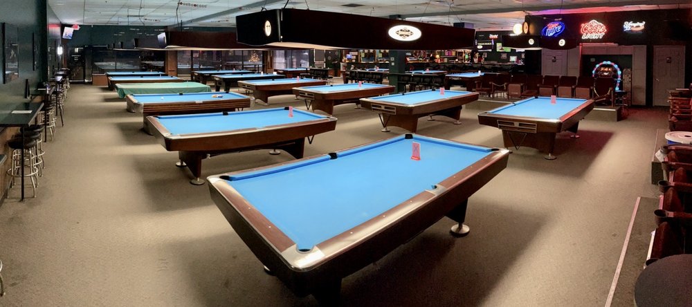 Social spots from Smokin'cue