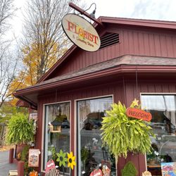 Rebecca's Florist & Country Store