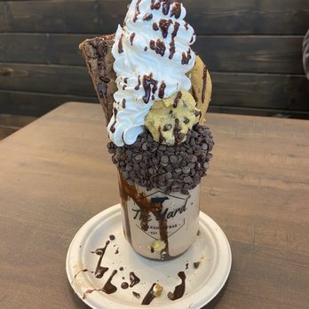 The Yard Milkshake Bar - Brookie Batter shake - Ice Cream & Frozen Yogurt Near Me - Berkeley, California