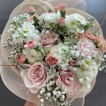 Sweet Garden Flower - Florists Near Me Sweet Garden Flower - Florists Near Me