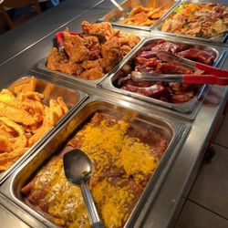 Tilo's Cuisine & Bakery - Lunch buffet, fried chicken, fried catfish and ribs.