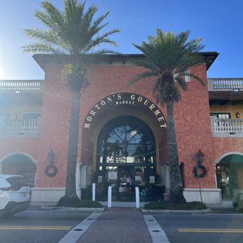 Morton's Gourmet Market - Bakeries Near Me - Sarasota, Florida