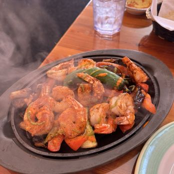 El Gato Negro Gretna - Shrimp Fajitas - Bars Near Me - Gretna, Louisiana El Gato Negro Gretna - Shrimp Fajitas - Bars Near Me - Gretna, Louisiana