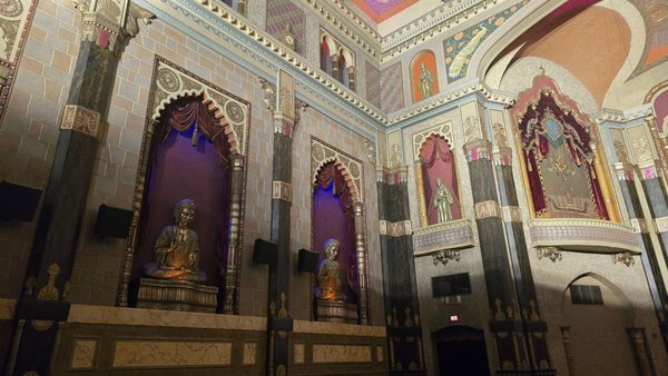The Oriental Theatre | Milwaukee Film Historic Cinemas by null