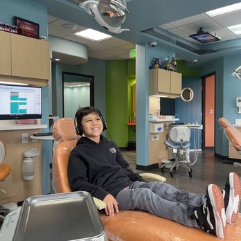 First Tooth Pediatric Dentistry - Pediatric Dentists Near Me - Del Mar, California