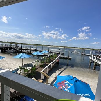 Point Lookout Clam Bar - a view of the beach and dock - Seafood Near Me - Point Lookout, New York
