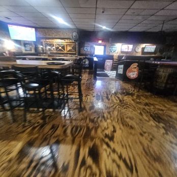 Barrel House - Sports Bars Near Me - Walterboro, South Carolina