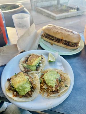 Tacos Chukis by null