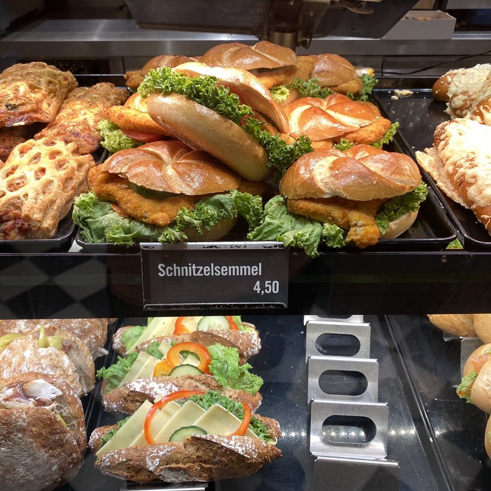 Der Bäcker Ruetz - Bakeries Near Me - Innsbruck, 7