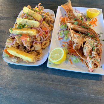 Pio Pio Blakeney - Red snapper and calamari - Colombian Near Me - Charlotte, North Carolina