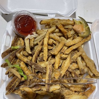 The King's Court - Box full of fries - Food Trucks Near Me - Freeport, Texas