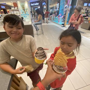 Somisomi - Walang sawa! - Desserts Near Me - Torrance, California Somisomi - Walang sawa! - Desserts Near Me - Torrance, California