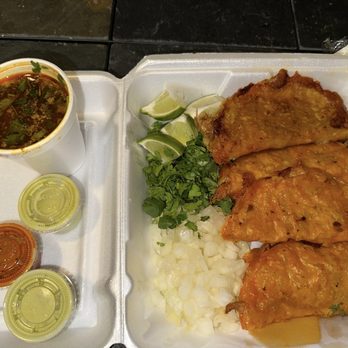 Casita Vizuet - QuesaBirria - Mexican Near Me - Pflugerville, Texas
