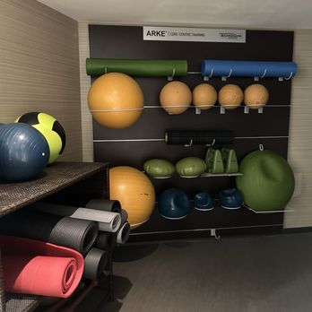 Paradox - Hotels Near Me - Vancouver, British Columbia