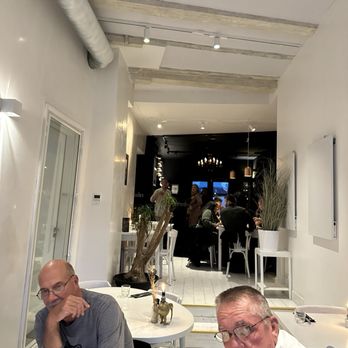 Kaap/Tein - Restaurant and bar at this cute restaurant. - Modern European Near Me Kaap/Tein - Restaurant and bar at this cute restaurant. - Modern European Near Me