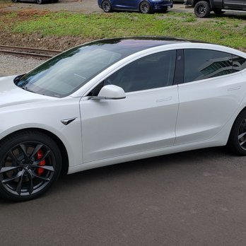 Unique Auto Concepts - FormulaOne Pinnacle 40% - Car Window Tinting Near Me - Gresham, Oregon