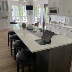Lakeside Plumbing Company - Newly remodeled kitchen.