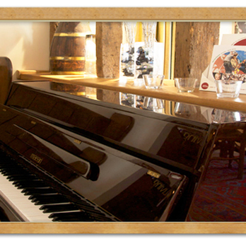 Cat Inn - Pubs Near Me - East Grinstead, WSX