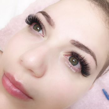 Eva's Salon & Spa - Volume 5D Kitten eye styles - Skin Care Near Me - Houston, Texas