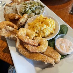 Freshwaters - Fried fish dinner