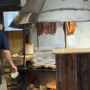 The Salt Lick BBQ - Grill - Barbeque Near Me - Driftwood, Texas The Salt Lick BBQ - Grill - Barbeque Near Me - Driftwood, Texas