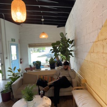Helm Coffee - Seating area - Coffee & Tea Near Me - Indianapolis, Indiana