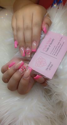 Pink Tiger Nails & Beauty by null