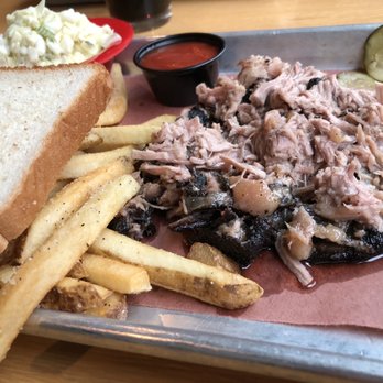 Doc's Commerce Smokehouse - Barbeque Near Me - Milwaukee, Wisconsin Doc's Commerce Smokehouse - Barbeque Near Me - Milwaukee, Wisconsin