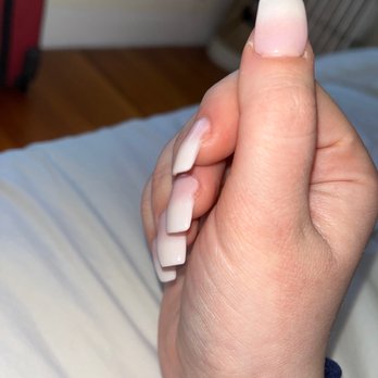 Queen Bee Nails and Spa - Dip manicure - Nail Salons Near Me - Brighton, Massachusetts
