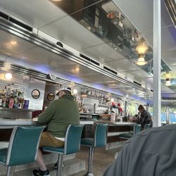 Hi-Lo Diner - Hi-Ali Diner!