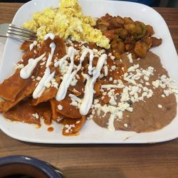Millan's Ranchito Restaurant - Chilaquiles Verdes O Rojos
