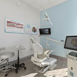 Dentists at Big Bend - Our paperless system delivers electronic charting, digital imaging and enhanced case presentation at chair side.