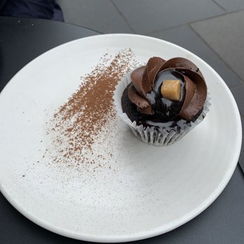 Mimi's Picnic Parlour - The best chocolate caramel cupcake! - Patisserie/Cake Shop Near Me - Edinburgh, EDH Mimi's Picnic Parlour - The best chocolate caramel cupcake! - Patisserie/Cake Shop Near Me - Edinburgh, EDH