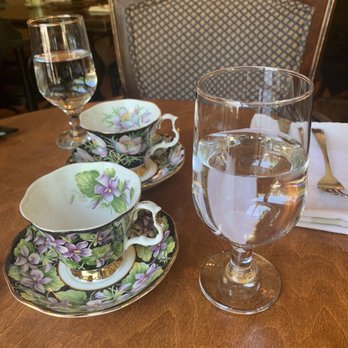 Le Parloir - Tea Rooms Near Me - Montreal, Quebec Le Parloir - Tea Rooms Near Me - Montreal, Quebec