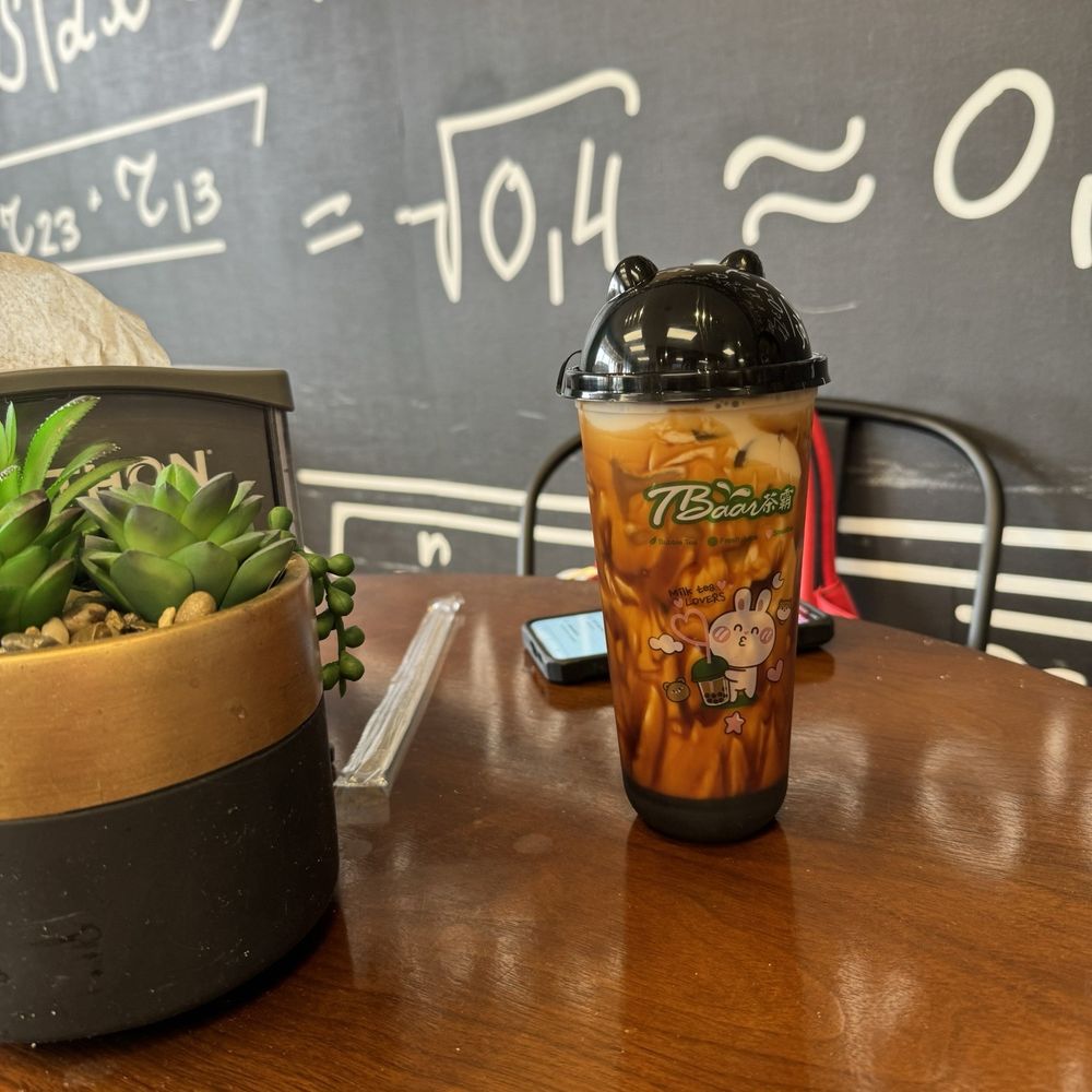 Tbaar Cafe Oakleaf - Boba Brown Sugar Bubble Milk Tea - Cafes Near Me - Jacksonville, Florida