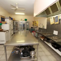 Manta Lodge & Scuba Centre - Big kitchen