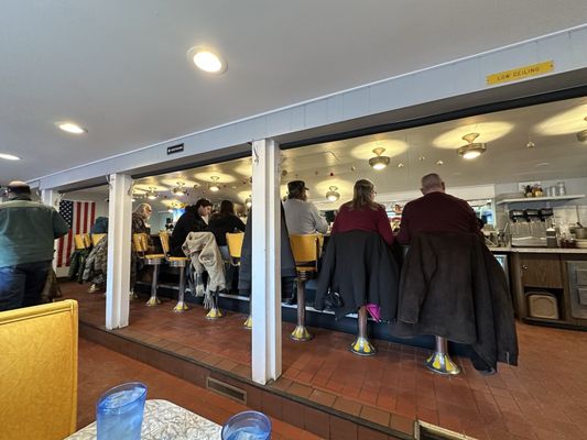 Henry's Diner by null