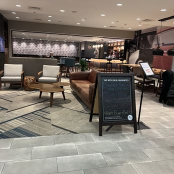 Four Points by Sheraton Boston Newton - Lobby/bar - Hotels Near Me - Newton, Massachusetts Four Points by Sheraton Boston Newton - Lobby/bar - Hotels Near Me - Newton, Massachusetts