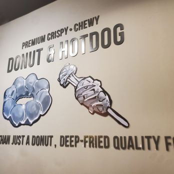 Mochinut - Interior Decor - Hot Dogs Near Me - Cerritos, California