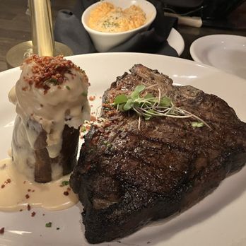 Julieanna's Steak and Seafood by Chef Eddie Guzman - New American Near Me - Yuma, Arizona Julieanna's Steak and Seafood by Chef Eddie Guzman - New American Near Me - Yuma, Arizona