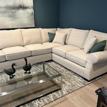 Trino's Upholstery - Furniture Reupholstery Near Me - Santa Ana, California