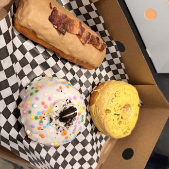 Donut Bar & Bakery - Breakfast & Brunch Near Me - San Diego, California Donut Bar & Bakery - Breakfast & Brunch Near Me - San Diego, California