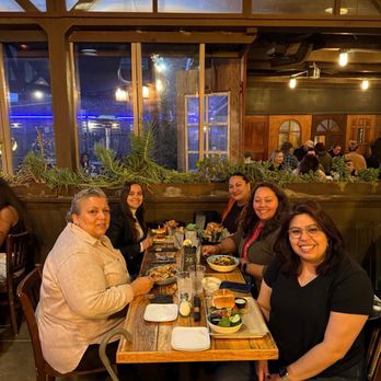 Blackbird Tavern - Having dinner at blackbird - Gastropubs Near Me - Temecula, California