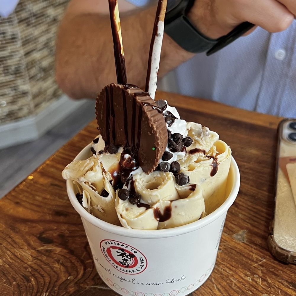 Magical Ice Cream - 3. Peanut Butter Cup Ice Cream - Ice Cream & Frozen Yogurt Near Me - San Francisco, California Magical Ice Cream - 3. Peanut Butter Cup Ice Cream - Ice Cream & Frozen Yogurt Near Me - San Francisco, California